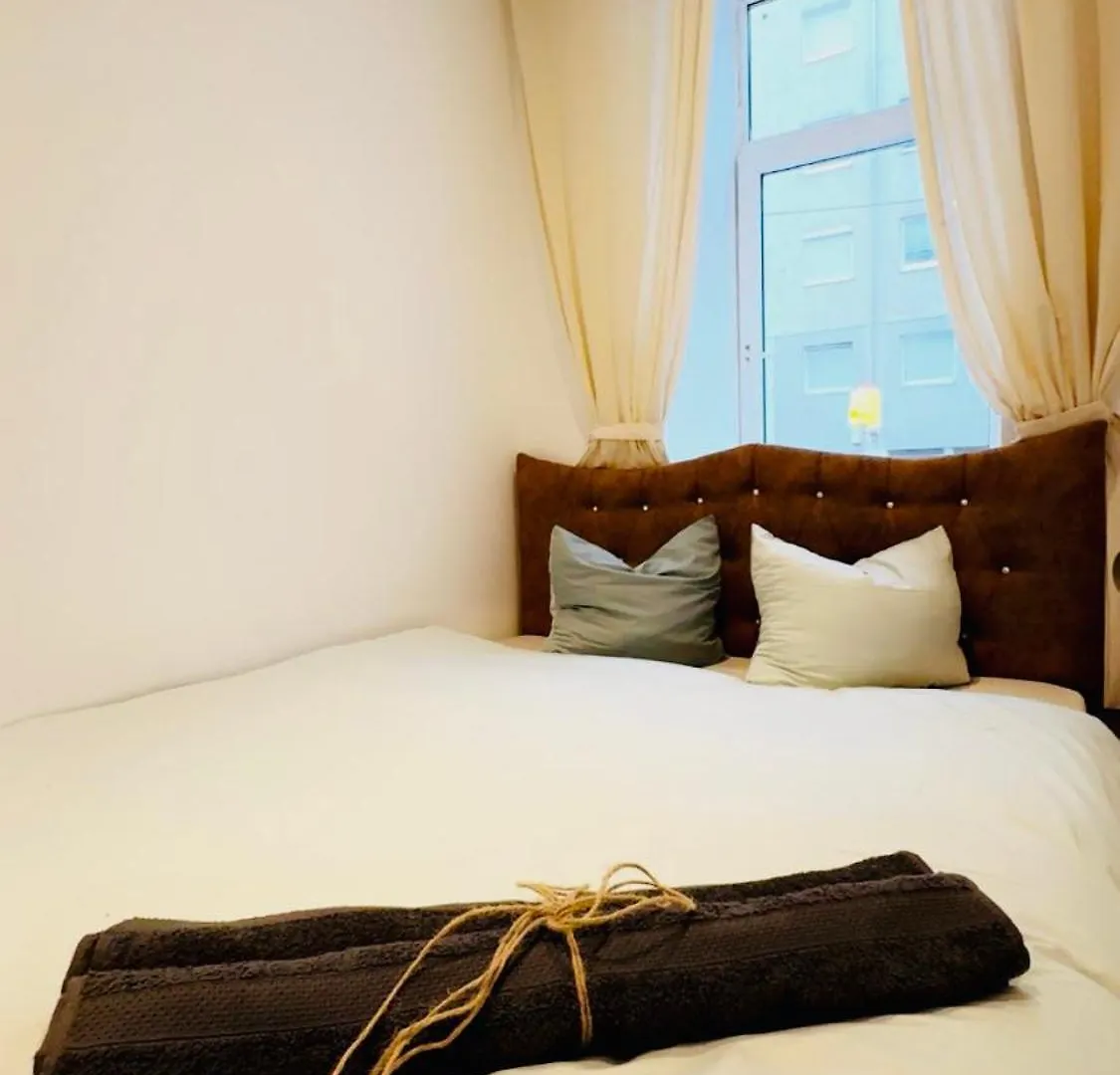 Studio Apartment, 10-Min To Matzleinsdorfer Platz Vienna 0*,