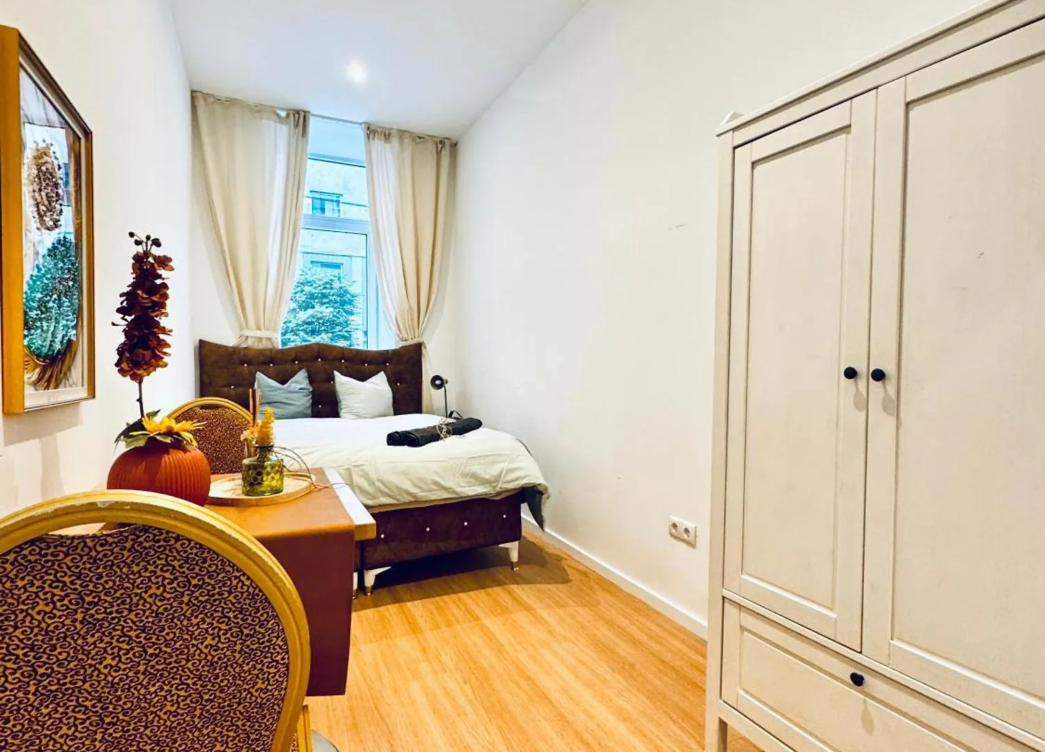 Apartment Studio Apartment, 10-Min To Matzleinsdorfer Platz Vienna Austria